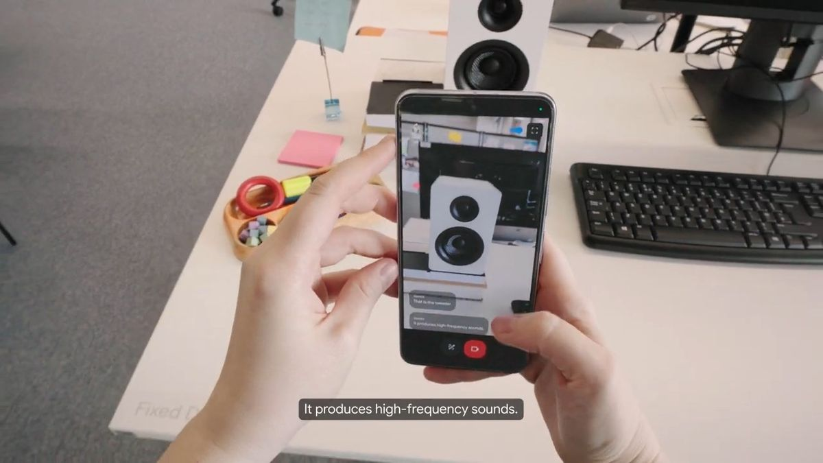 2: When users open their smartphone's camera and microphone and ask Astra, "Tell us if you see anything that makes noise," Astra quickly responds, "I see a speaker," as the camera captures an image of a speaker | Source: Online Images